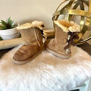 UGG Toddler  #3280T Size 10 Bailey Bow Boots Chestnut